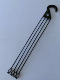 21" 4 Strand Plastic Hanger (Case of 300)
